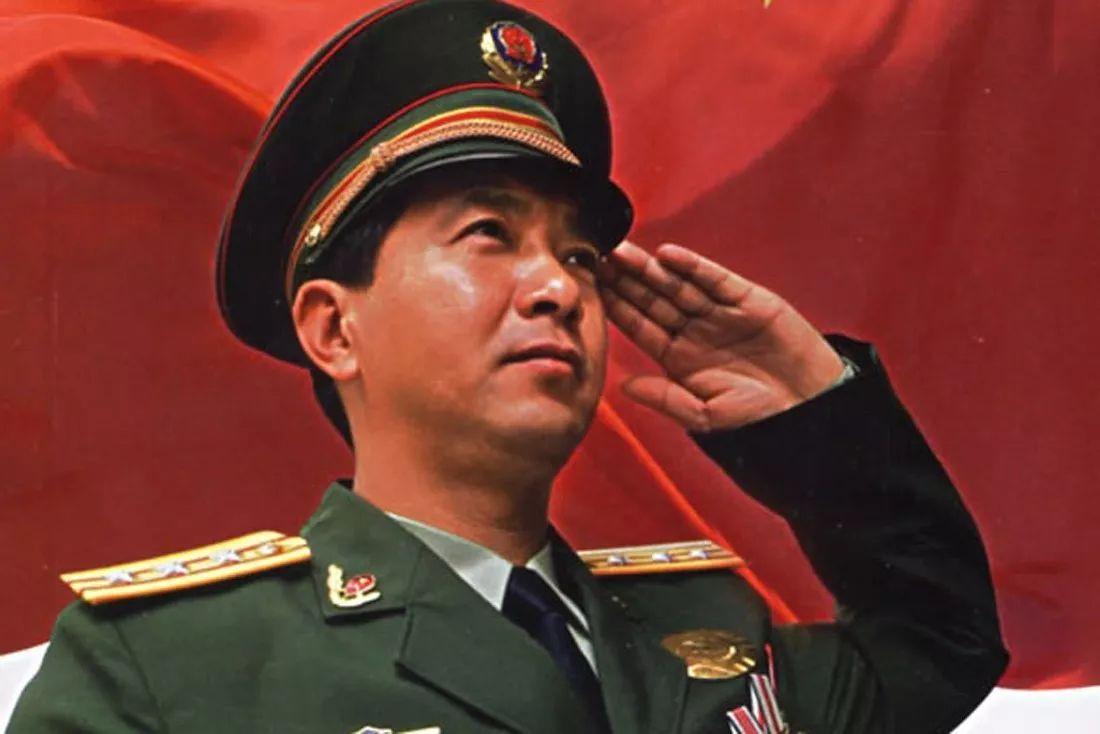 感动中国人物——丁晓兵，坚韧不拔的军人楷模，丁晓兵，坚韧军人楷模，感动中国人物