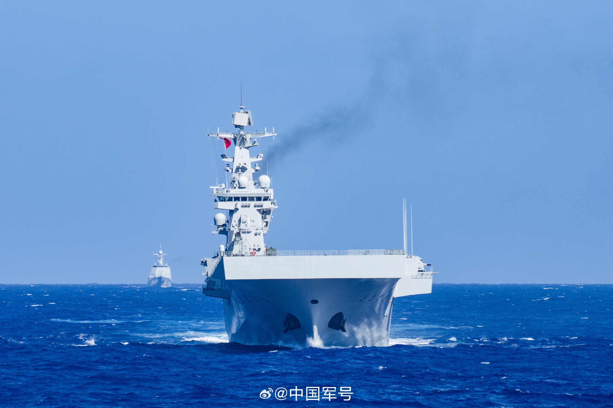 海军所有舰艇，力量与荣耀的象征，海军舰艇力量，荣耀的象征与力量的体现