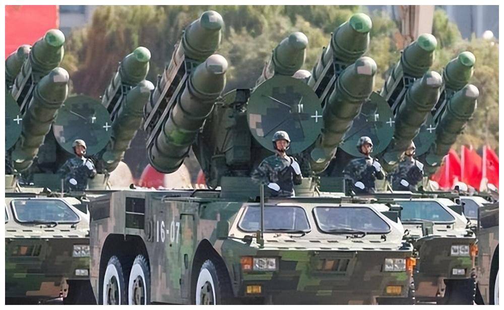 三军武器图片，揭示现代军事力量的壮丽画卷，三军武器图片全景展示，现代军事力量的壮丽画卷