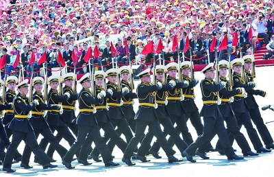 阅兵仪式，现在向我们迎面走来的壮丽景象，阅兵仪式，壮丽景象迎面走来