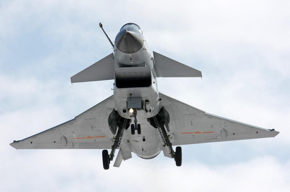 歼-10系列飞机，中国空军的主力战机，歼-10系列飞机，中国空军核心主力战机