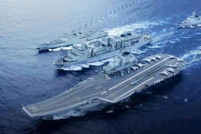 中国第三艘航母来了，新时代的海洋强国战略，中国第三艘航母亮相，新时代的海洋强国战略扬帆起航