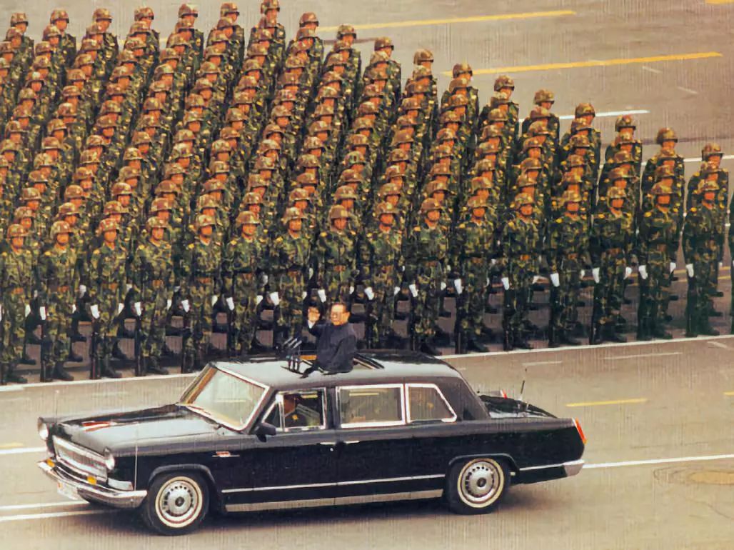 盛大的庆典，回顾1967年的国庆阅兵，盛大庆典回顾，1967年国庆阅兵盛况