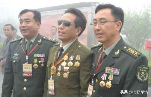 八一共和国勋章获得者的荣耀与贡献，八一共和国勋章获得者，荣耀与功勋的典范