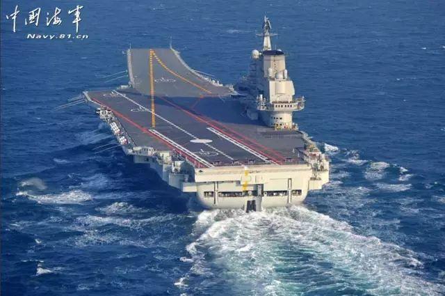 辽宁舰航母最高指挥官，领航新时代的海军英雄，辽宁舰航母指挥官领航新时代，海军英雄崭露头角