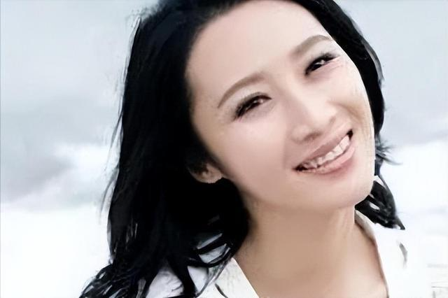 许婉与袁圣晰，一段微妙而深刻的关系，许婉与袁圣晰，微妙深刻的情感纠葛