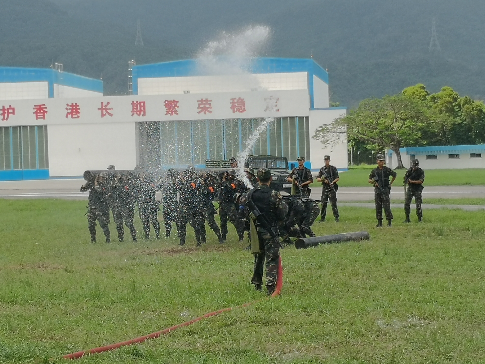 香港石岗军营图片，历史与现代的交织，香港石岗军营，历史与现代的图片交织