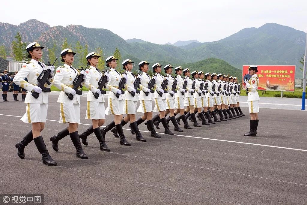 三军仪仗队方队短视频，展现荣耀与力量，三军仪仗队方队短视频，荣耀与力量的展现