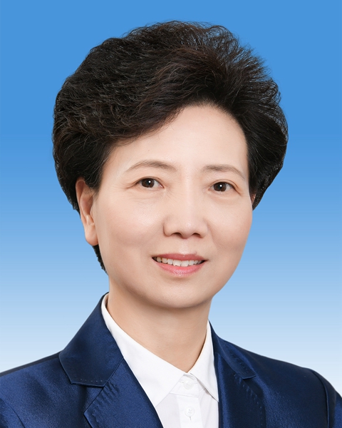 军事频道主持人王月，职业生涯与个人成长经历，军事频道主持人王月的职业生涯与个人成长之路