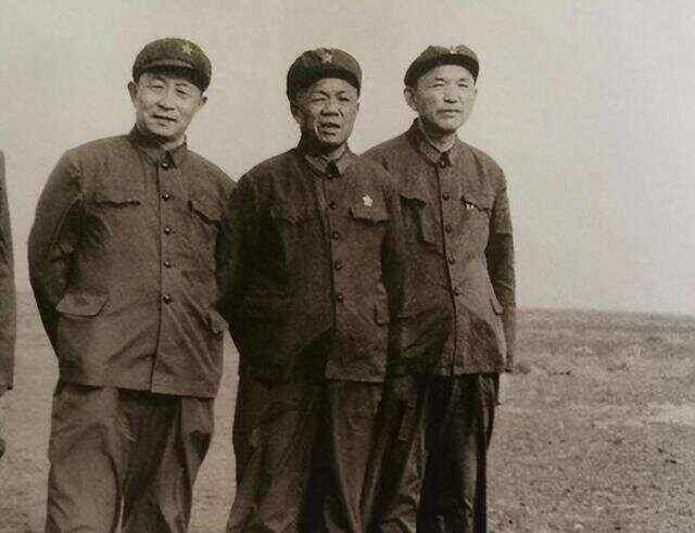 揭秘，1955年授衔最年轻的将军是谁？，揭秘，最年轻的将军揭秘，他是谁？——揭秘1955年授衔的年轻将军传奇故事