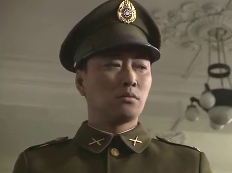 探究李大队长为何不在仪仗队，李大队长缺席仪仗队原因探究