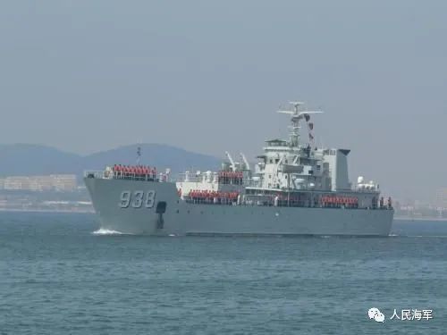 吕梁山登陆舰，中国海军的新锐力量，吕梁山登陆舰，中国海军的新锐力量亮相
