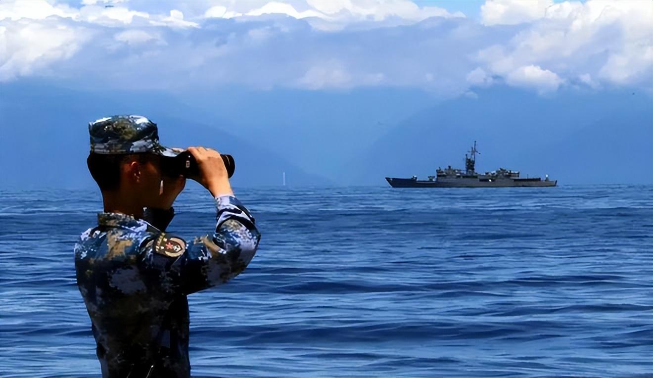 国防部东部战区先后发声剑指美军，坚定捍卫国家主权与领土完整，国防东部战区严阵以待，捍卫国家主权与领土完整，严正警告美军行动