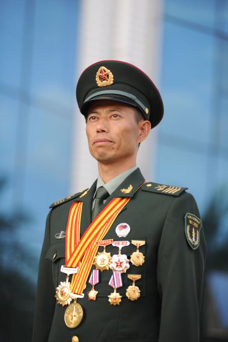 八一勋章唯一士兵，荣耀与担当的象征，八一勋章唯一士兵，荣耀与担当的典范象征