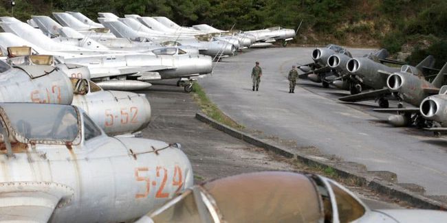 中国空军基地视频，揭示现代化空军力量的风采，中国空军基地视频展现现代化空军力量的壮丽风采