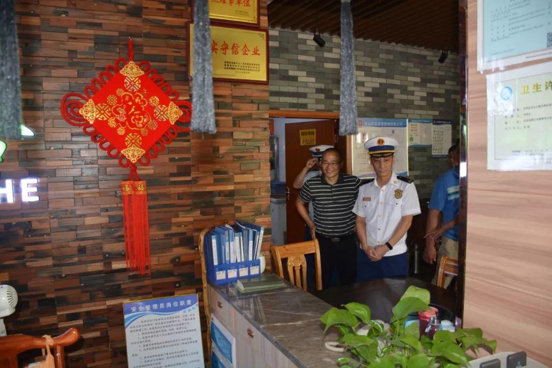 大阅兵方阵图片，荣耀的瞬间，历史的见证，大阅兵方阵荣耀瞬间，历史的见证与时代的印记
