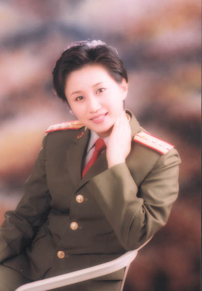 军事节目主持人