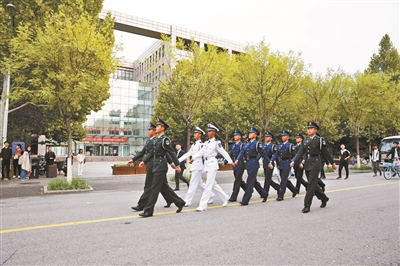 阅兵方阵中的北理工力量，北理工力量闪耀阅兵方阵