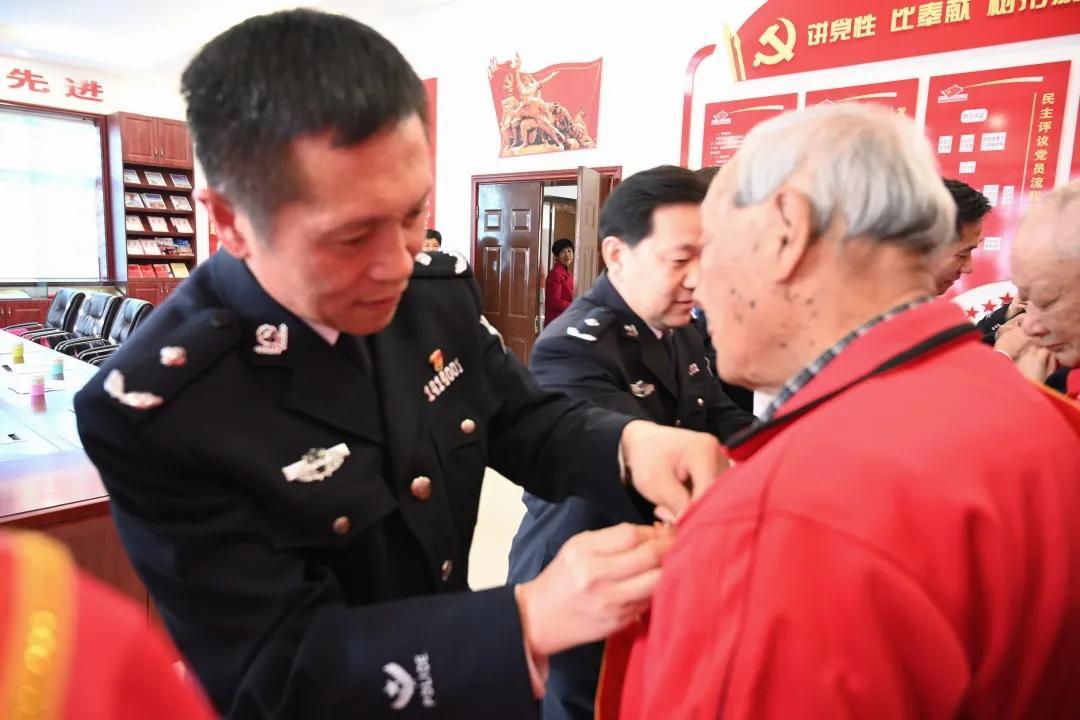 儿童版中国人民志愿军战歌，传承英雄精神，播种梦想与力量，儿童版中国人民志愿军战歌，传承英雄精神，播种梦想力量