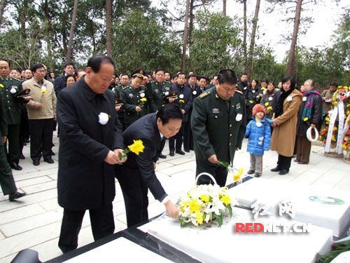 钱海皓中将与处级职务的解读，钱海皓中将与处级职务解读，军衔与职务的关联分析
