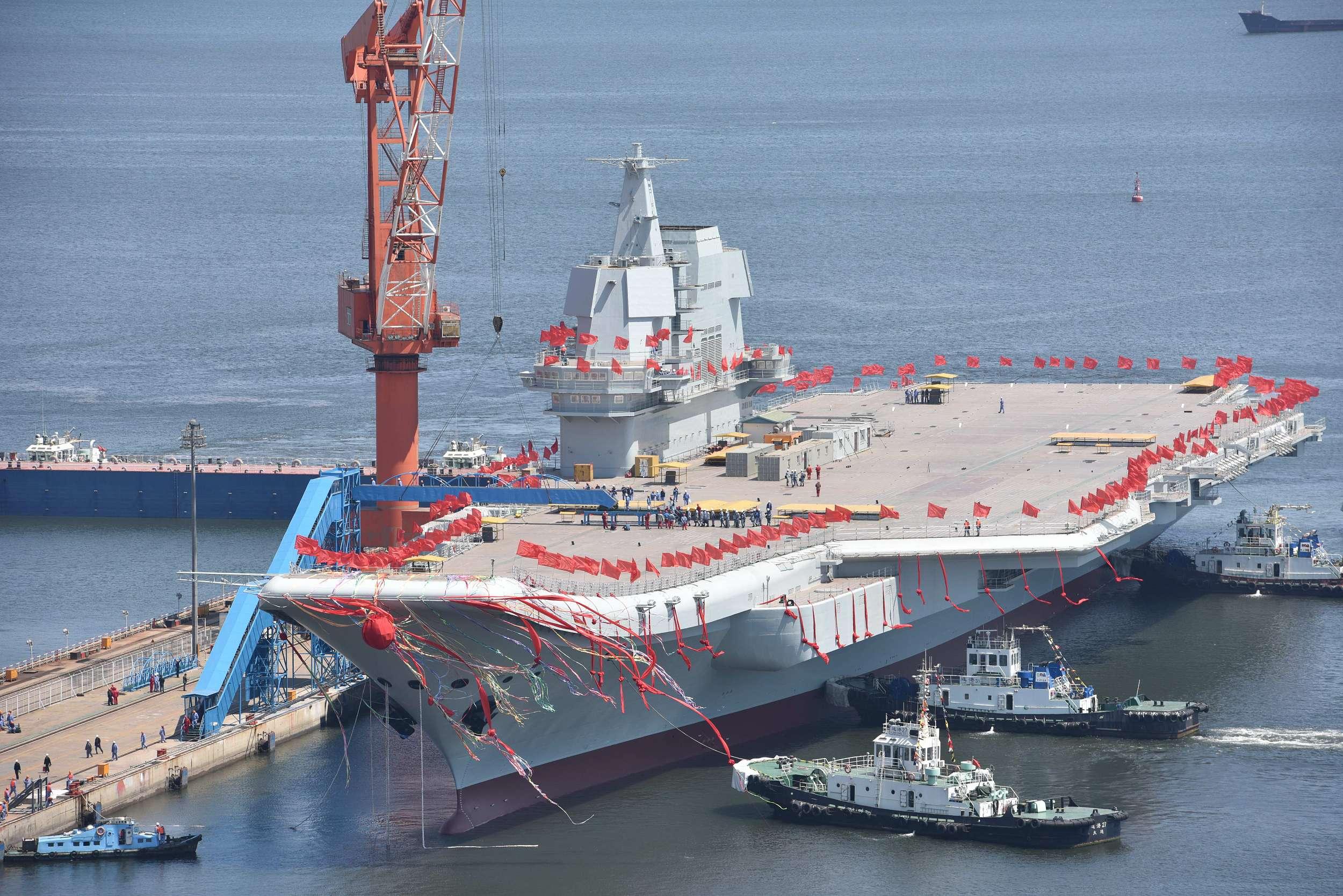 国产航母生产船厂，铸造海上巨龙的摇篮，国产航母船厂，海上巨龙的摇篮