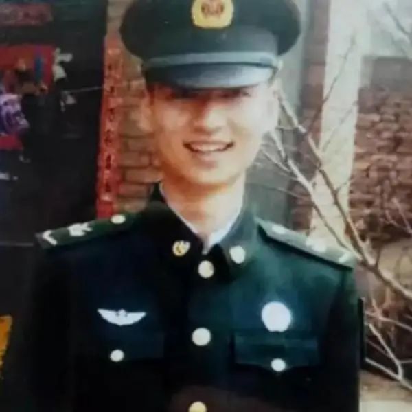 揭秘肖思远的女朋友信息，肖思远女友信息大揭秘