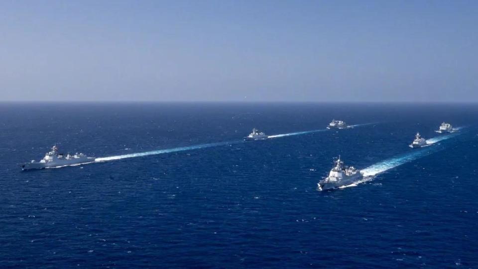 第一批亚丁湾护航，勇气与担当的壮丽篇章，第一批亚丁湾护航，勇气与担当的航海传奇之旅