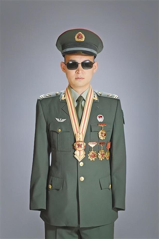 八一勋章获得者名单，荣耀与担当的象征，八一勋章获得者名单，荣耀与担当的典范