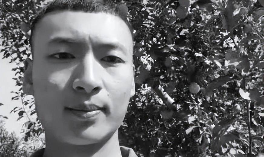 肖思远和那个女孩图片，一段跨越时空的情感故事，跨越时空的情感故事，肖思远与女孩的图片回忆
