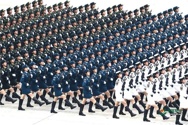 震撼心灵的力量——观看2019年中国女兵方队视频，震撼心灵的力量，中国女兵方队的英勇风采（2019年视频回顾）