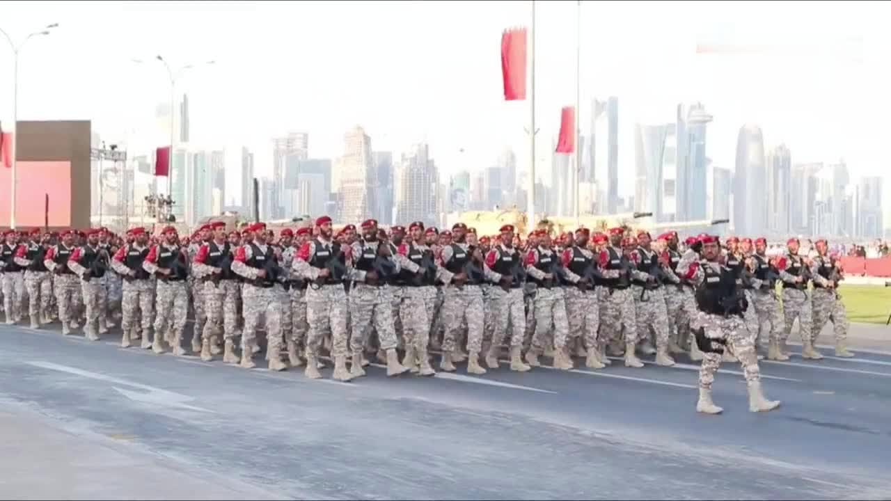 卡塔尔阅兵