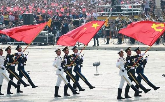 国庆70周年大阅兵完整版简介，国庆70周年大阅兵全程回顾与亮点解析