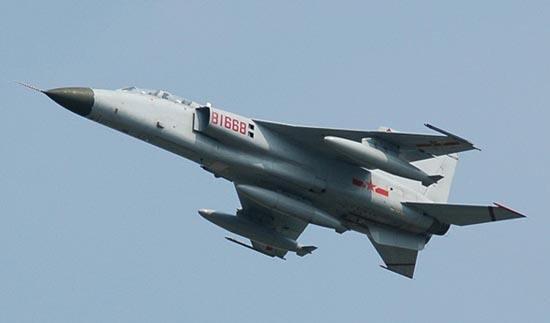 歼八飞豹，中国空军力量的璀璨明珠，歼八飞豹，中国空军力量的骄傲明珠