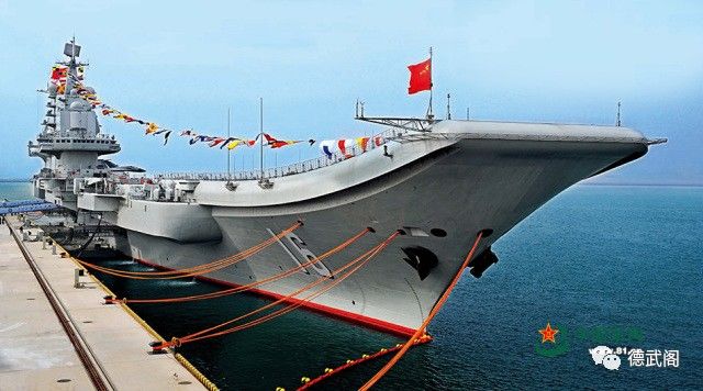 辽宁舰入列交接仪式，彰显国家海军力量与海洋雄心的壮丽瞬间，辽宁舰交接仪式，彰显国家海军力量与海洋雄心的时刻
