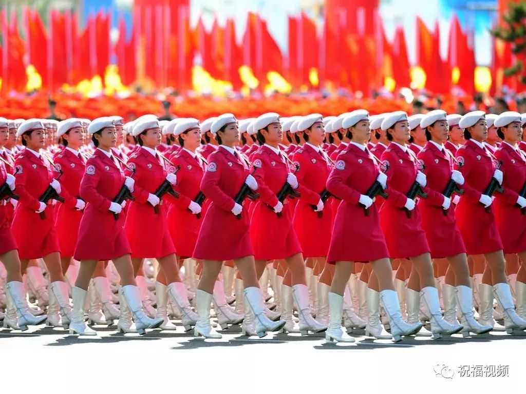 中国女兵方队