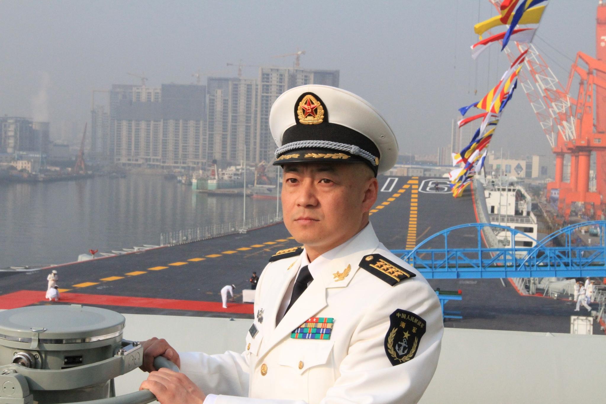 海军171舰舰长，英勇无畏，忠诚履职的海洋卫士，海军171舰舰长，英勇无畏的海洋卫士，忠诚履职守护海洋安全