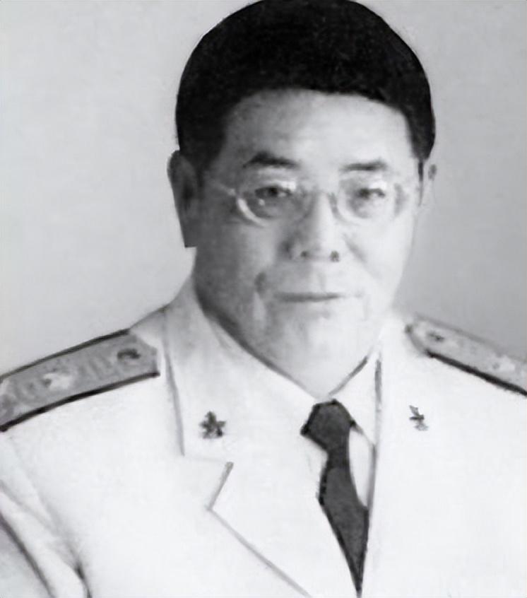揭秘1955年上将军衔背后的荣耀与权威，相当于何种官职？，揭秘上将军衔背后的荣耀与权威，官职等级与影响（1955年）