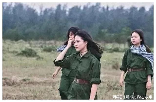 越南女兵与美人计，战争中的智慧与勇气，越南女兵，战争中的智慧与美人计