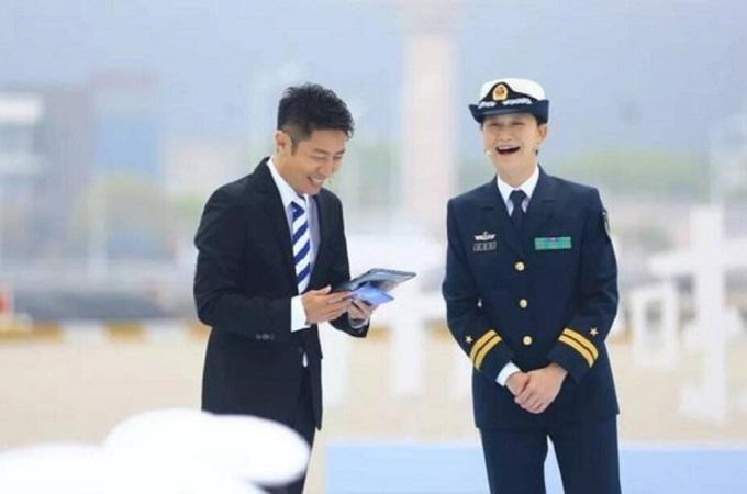 郑州舰舰长韦晓慧最终考核纪实，郑州舰舰长韦晓慧考核实录，最终篇章