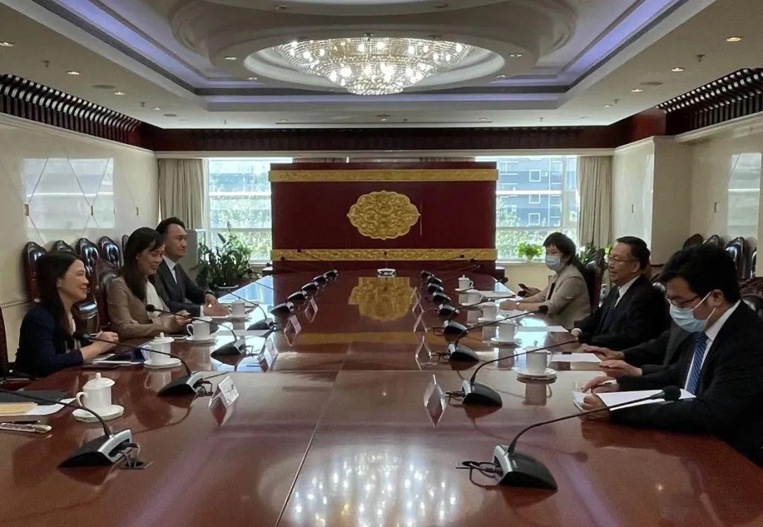 澳门六开奖结果2025年开奖现场，开奖过程与人们的期待，澳门六开奖结果揭晓，期待中的开奖现场与过程 2025年回顾
