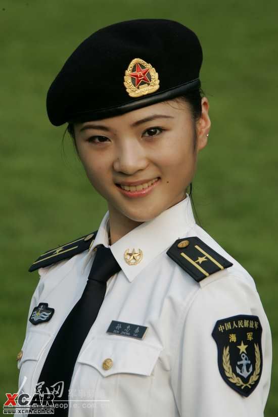 中国女兵，图片与服装的交织之美，中国女兵，图片中的服装交织之美
