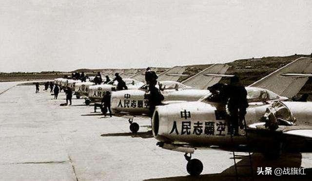中国空军最早成立时间及其历史背景与发展，中国空军成立历史背景与发展概述