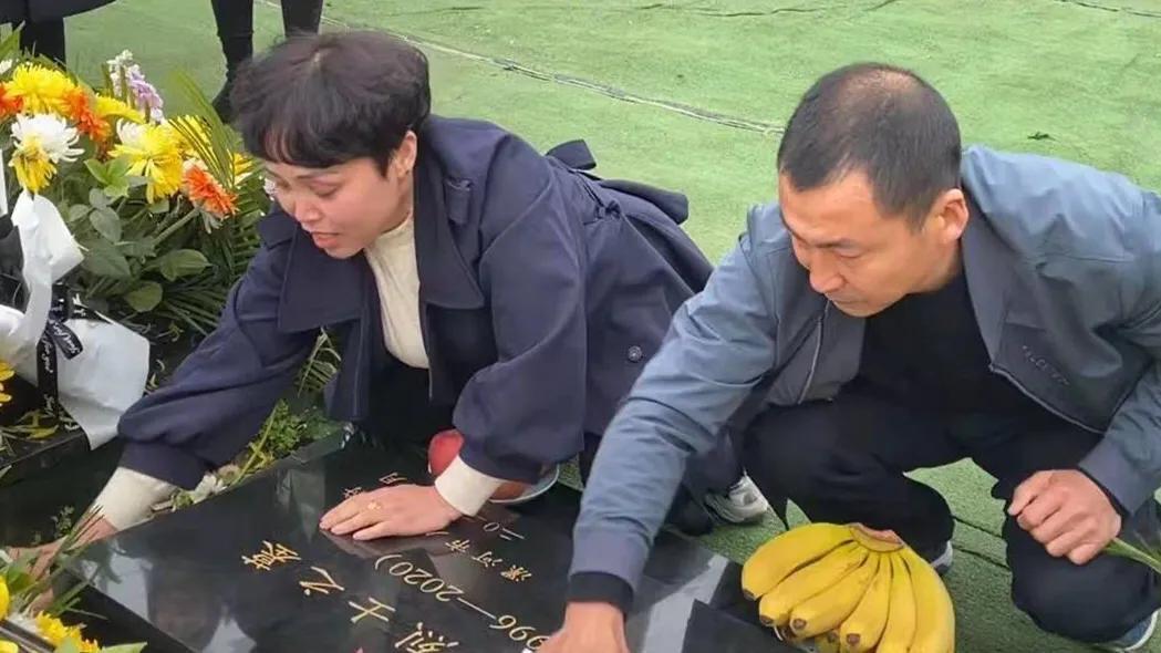 王焯冉奶奶知道了吗，一段跨越时空的亲情故事，跨越时空的亲情寻觅，王焯冉奶奶的未知故事