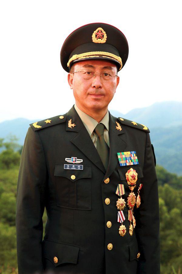 八一勋章与荣誉称号，荣耀的象征，精神的砥砺，八一勋章与荣誉称号，荣耀与精神的象征
