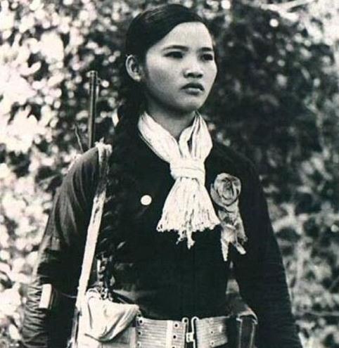 巾帼英雄