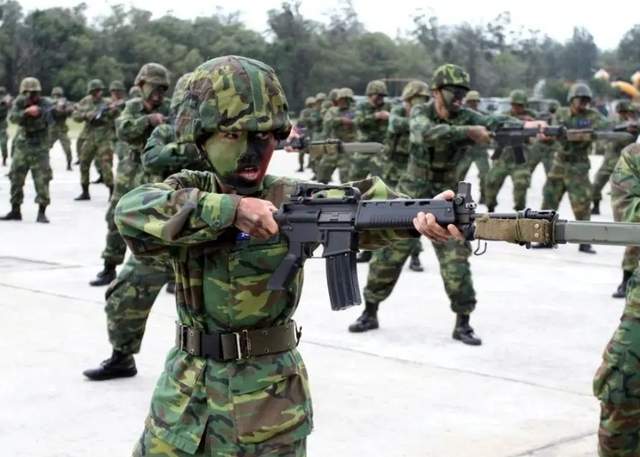 台湾士兵，坚守与担当，台湾士兵的坚守与担当