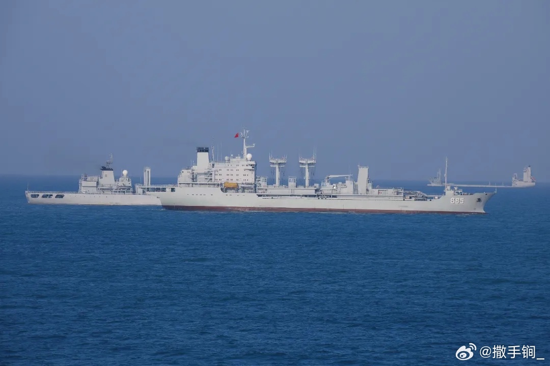 青海湖舰，中国海军的骄傲——纪念青海湖舰入列海军序列第885个重要时刻，青海湖舰，中国海军的荣耀里程碑——纪念入列海军序列第885个重要时刻