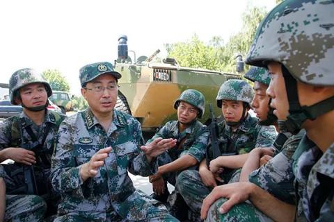 共和国勋章获得者人物事迹，闪耀的荣耀背后的坚韧与奉献，共和国勋章获得者事迹，荣耀背后的坚韧与奉献之光