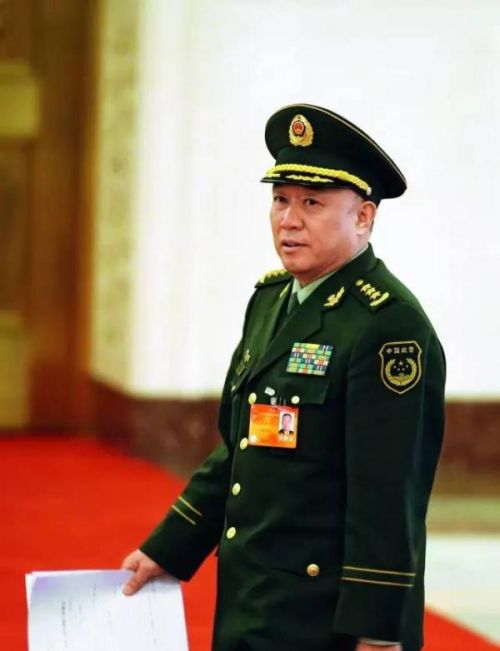房晓峰上将父亲简历——一位卓越将领背后的家族传奇，房晓峰上将父亲简历，卓越将领背后的家族传奇故事