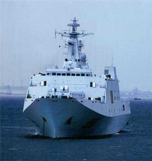 关于中国海军的071型船坞登陆舰建造进展探讨，中国海军071型船坞登陆舰建造进展深度探讨